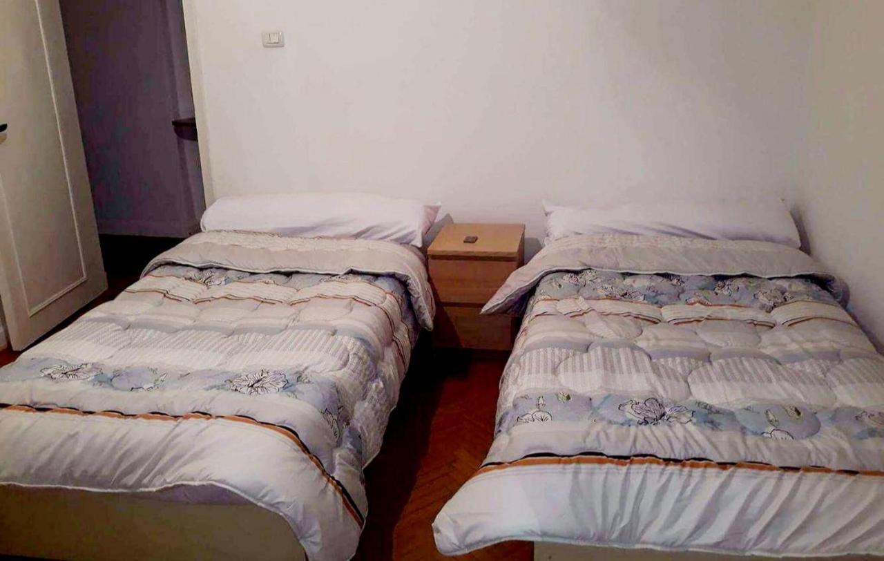 Jessy Lovely Apartment In Heliopolis Il Il Cairo Esterno foto