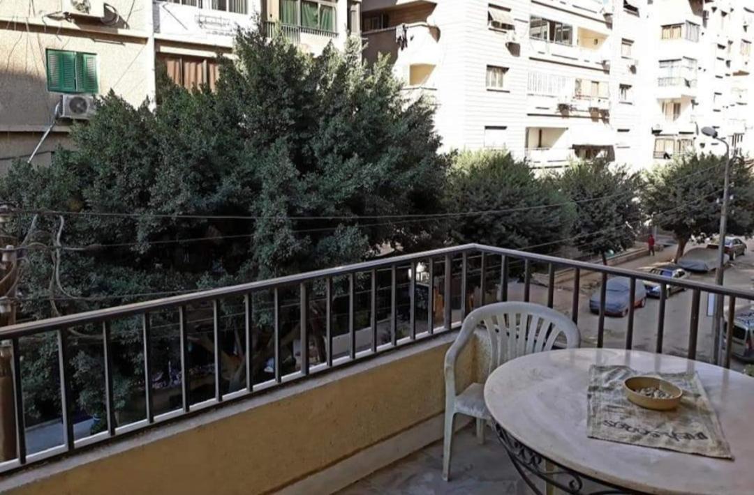Jessy Lovely Apartment In Heliopolis Il Il Cairo Esterno foto